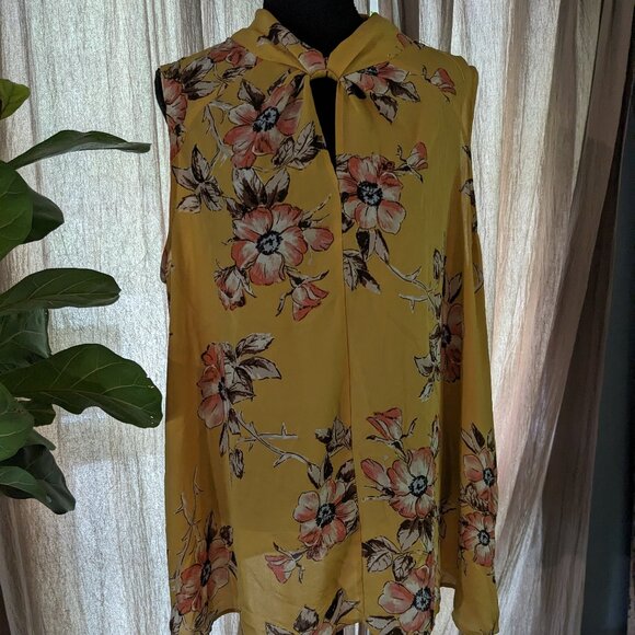 Yellow floral Papermoon top, size 1x - Picture 1 of 3